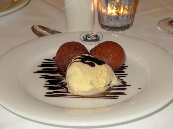 gulab jamun